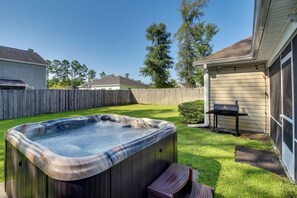 Backyard | Hot Tub