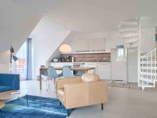 Das offene Wohnkonzept dieses modernen Appartements in Grömitz und strandnah gelegen