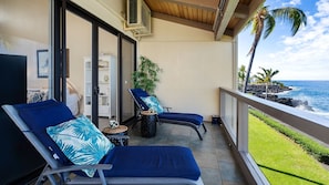 Large wrap-around lanai