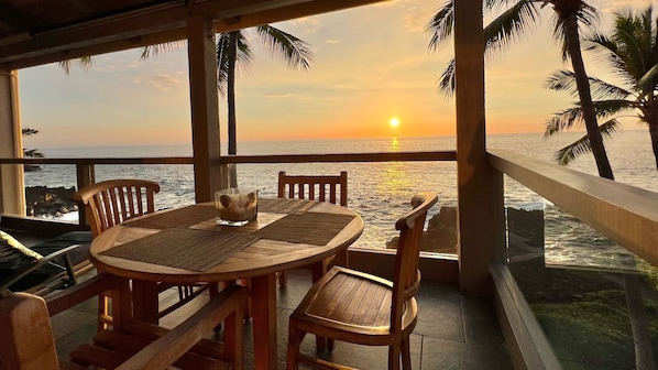 Enjoy a beautiful Kona sunset at Surf & Racquet Club #2301