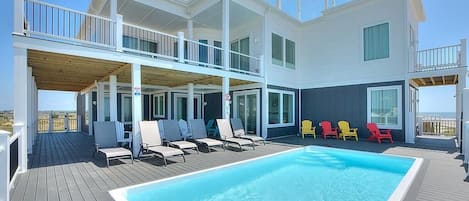 2nd Floor Pool and Deck Area