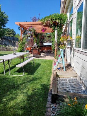 Picnic table for your use