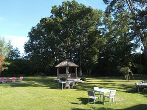 Parc avec son kiosque