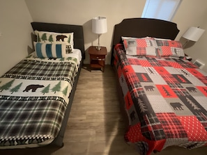 Bedroom #1 Queen Bed and Twin Bed