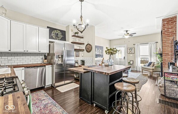Private kitchen
