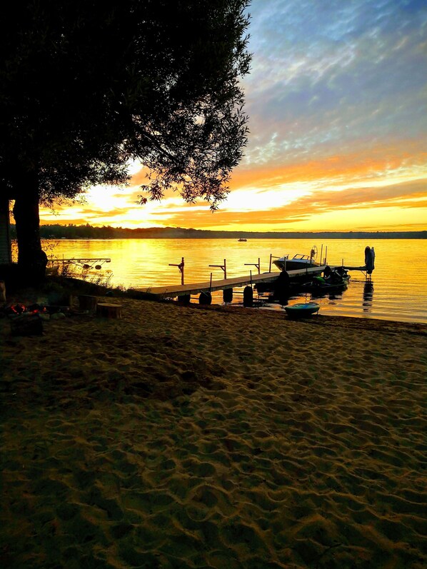 Beautiful sunsets every night from your patio!