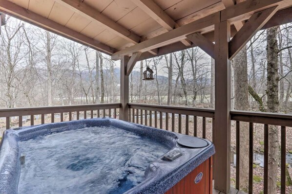 Private Deck | River Views