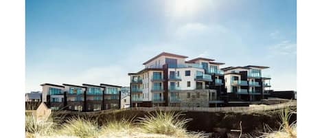 Front View of the apartment from the Dunes