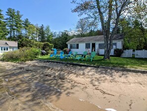 Stay here and enjoy this lakeside home