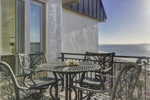 Outdoor Dining Area