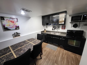 Private kitchen