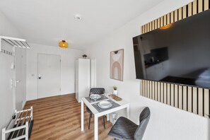 Large Smart TV with streaming function