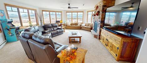 Living Area with Big Flatscreen, Gas Fireplace - Living Area with Big Flatscreen, Gas Fireplace