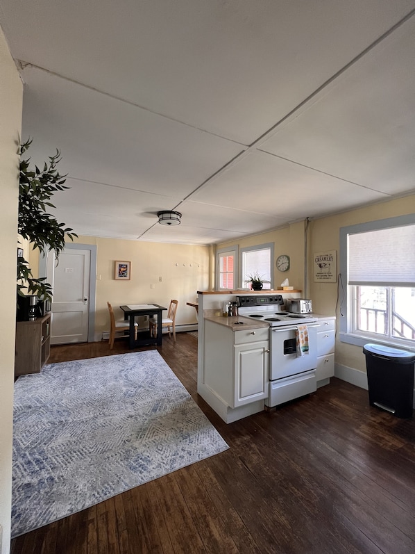 Kitchen and dining space 