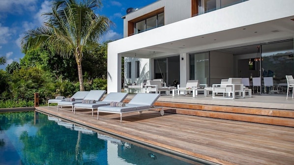 Pool & Terrace