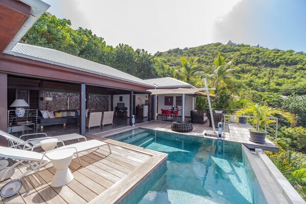 Pool & Terrace