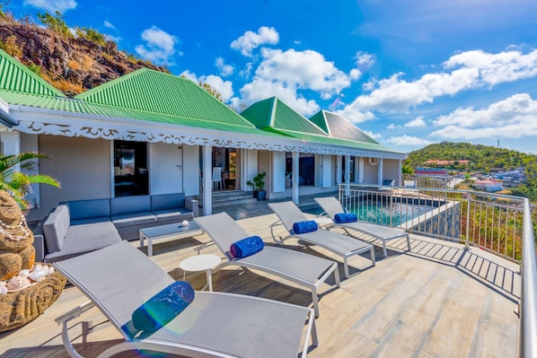 Pool & Terrace
