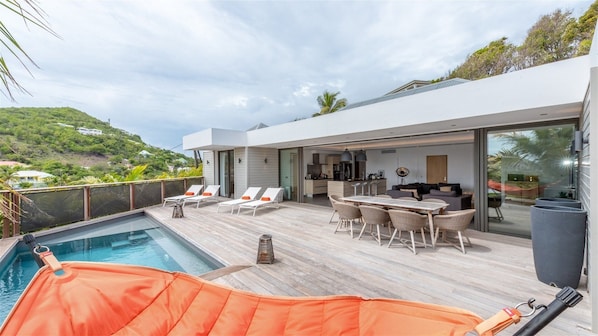 Pool & Terrace