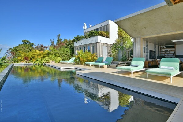 Pool & Terrace