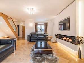 Living area | The Continent, Ticknall, near Derby
