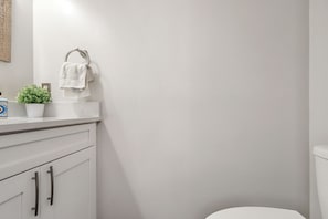 Powder room