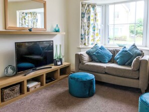 Living area | Arthur’s Place, Filey