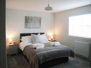 Double bedroom | Mote View Holidays- 2 Mote View, Mote View Holidays- 4 Mote View - Mote View Holidays, Sandhead, near Stranraer