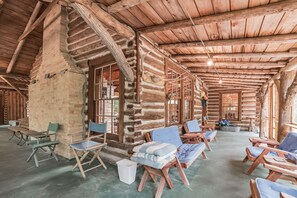 Thunderbird Main Cabin