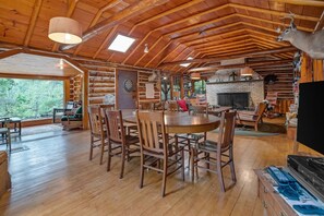 Thunderbird Main Cabin