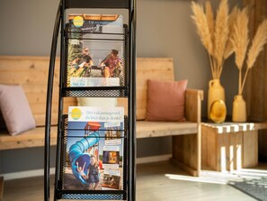 Entrance / Reception