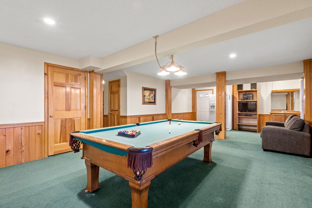 Tequila Sunset: Soundfront | Private Pool & Hot Tub | Corolla Light Amenities