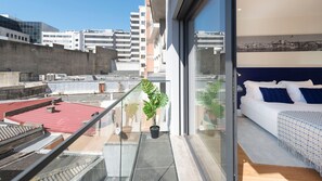 Small balcony #outdoors