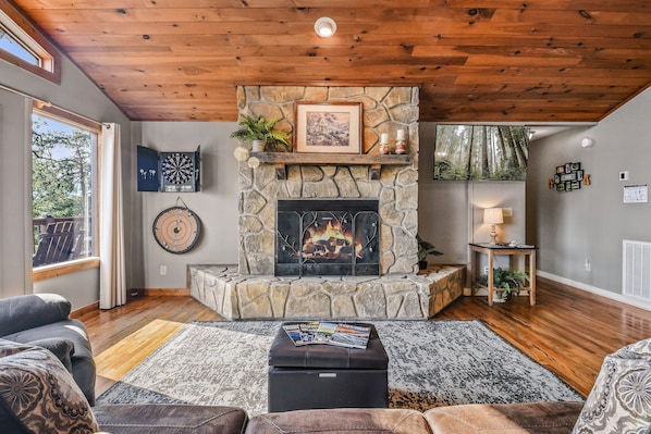 Indoors, Fireplace, Architecture, Building, Furniture