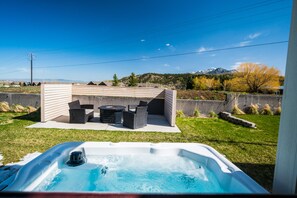 6 person Hot tub.