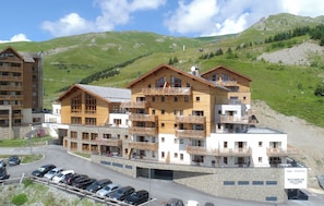 Experience the picturesque atmosphere at this amazing property.