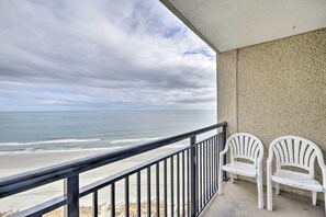 Balcony w/ Ocean View