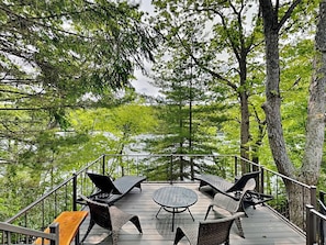 Lakefront Outdoor Living