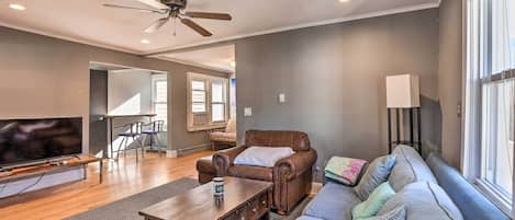 Belmar Vacation Rental | 3BR | 1BA | 3 Entry Steps | 1,100 Sq Ft