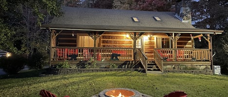 Enjoy a peaceful Tennessee evening by the fire!