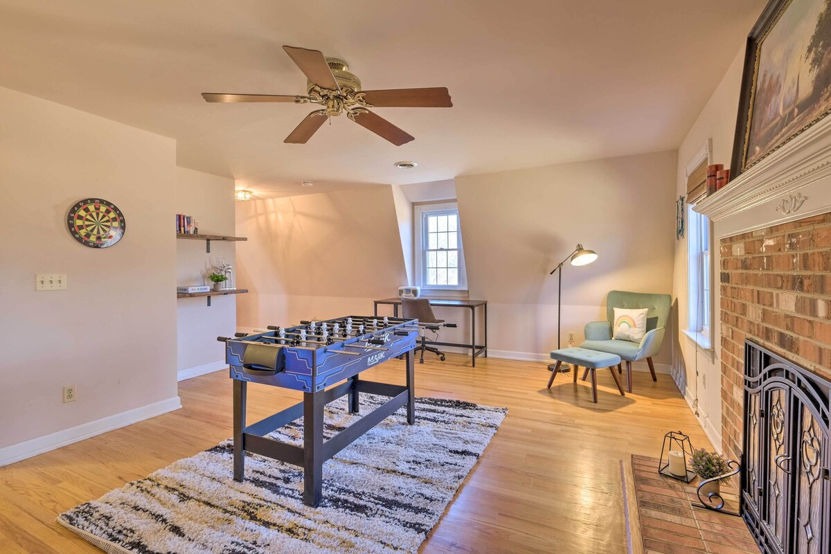 Pet-Friendly Cottage with Game Room & Fire Pit!