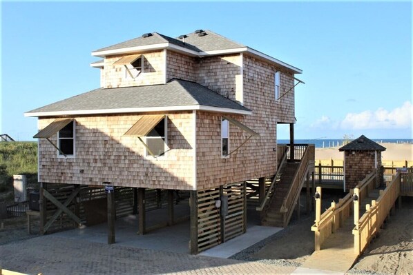 Welcome to Whalebone Ocean Cottage B