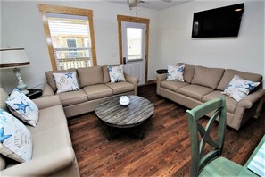 Great Room of Whalebone Cottage A