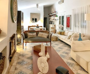 Salon