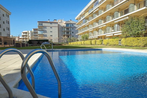 swimming pool (1)