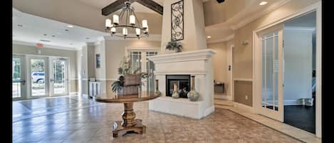 Clubhouse at the Fountains