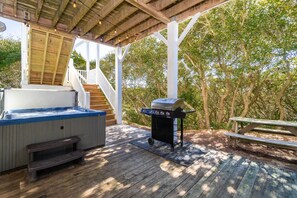 Lower Deck | Hot Tub | Gas Grill