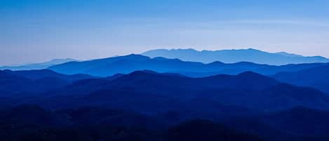 Beautiful view of the Blue Ridge mountains from the Emerald Outback trails on Beech minutes from the condo..