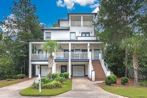 This spacious beach house easily has room for 2 families with over 2500 sf.