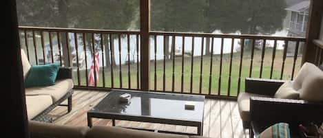 Large deck with Lake view