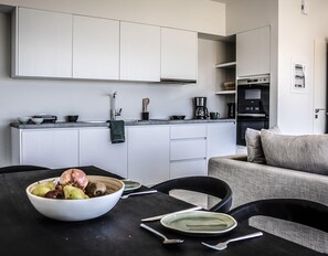 Kitchen/Dining area